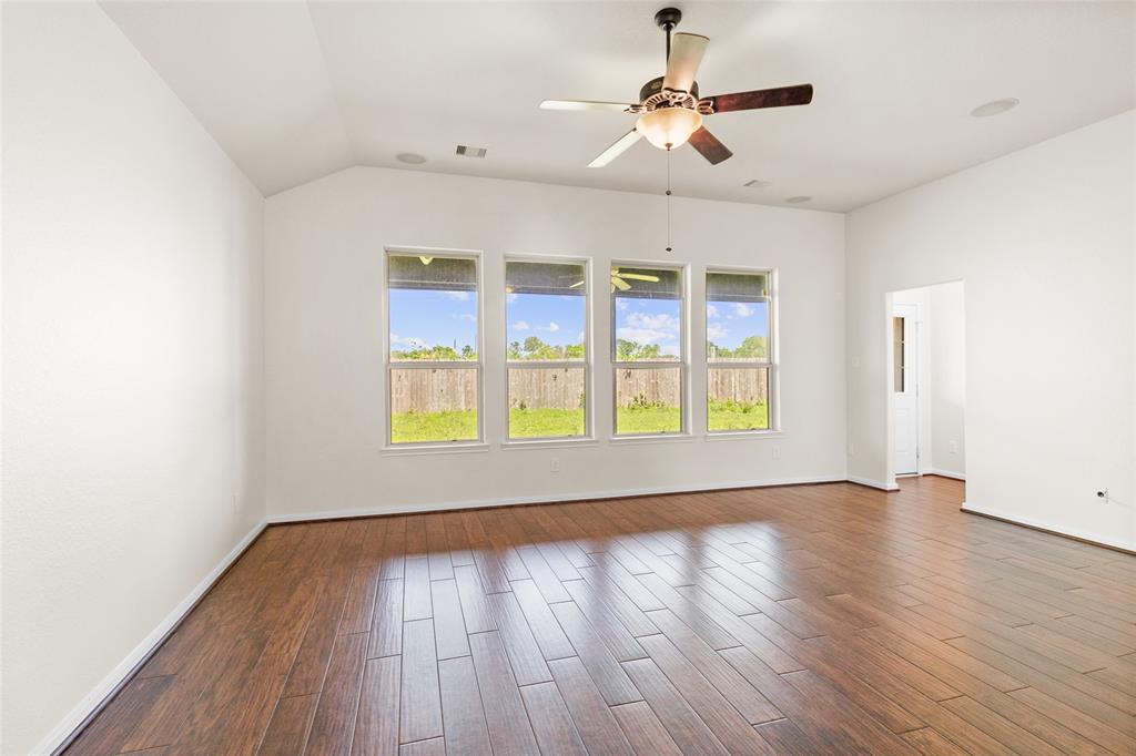 2451 Porto Way, League City, Texas image 12