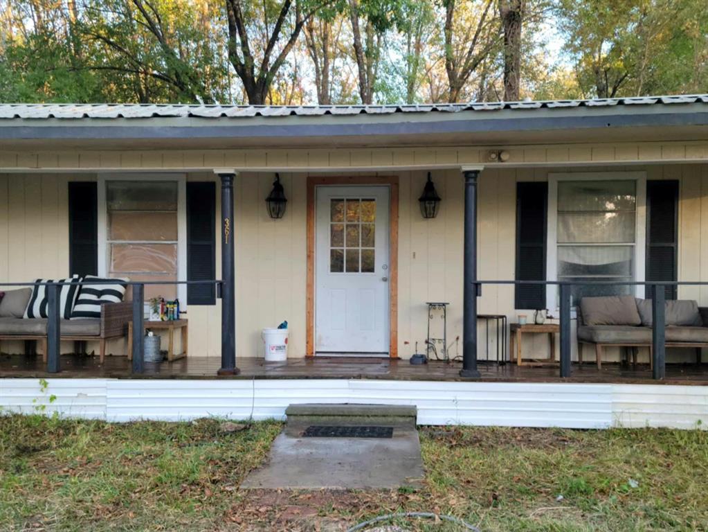 361 N Country Place Lane, Shepherd, Texas image 2
