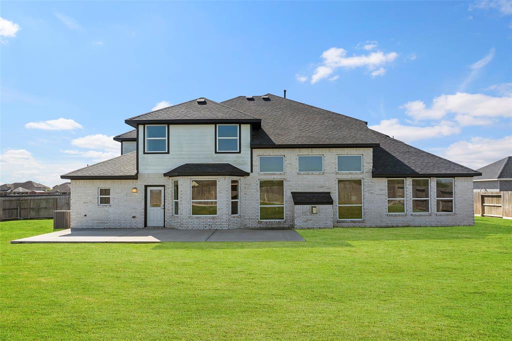 11611 Champions Forest Drive, Mont Belvieu, Texas image 33