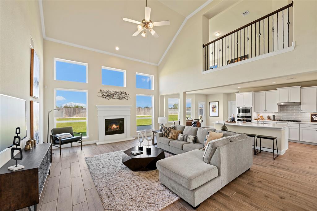 11611 Champions Forest Drive, Mont Belvieu, Texas image 15