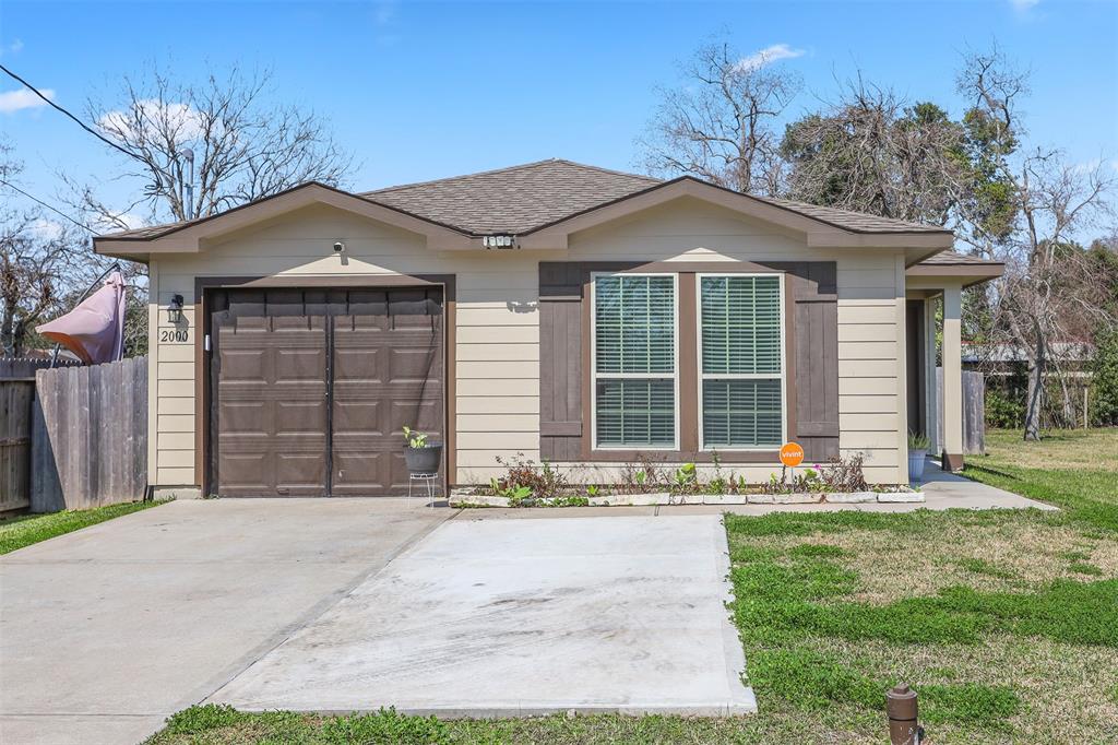2000 Rosalee Street, La Marque, Texas image 1