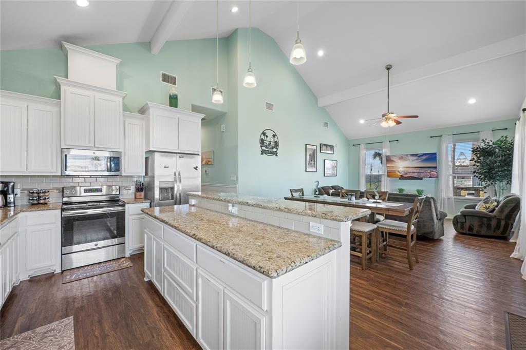 343 Jettyview Road, Surfside Beach, Texas image 8