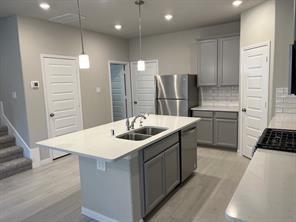1529 Parkland Oak Drive, Houston, Texas image 4