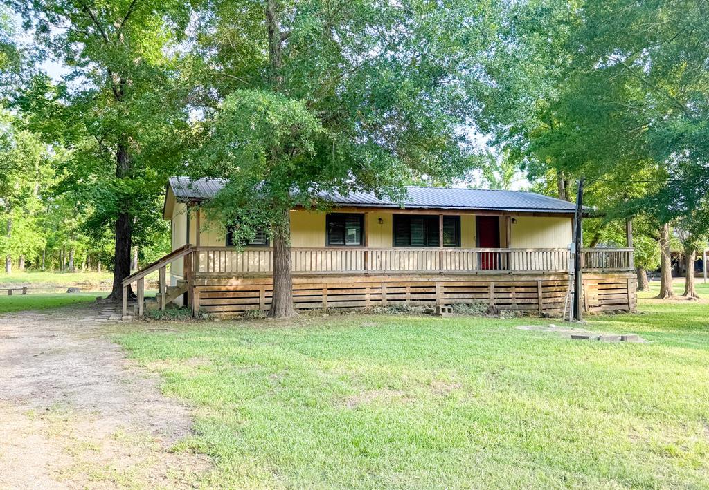 329 Deer Run Road, Trinity, Texas image 1