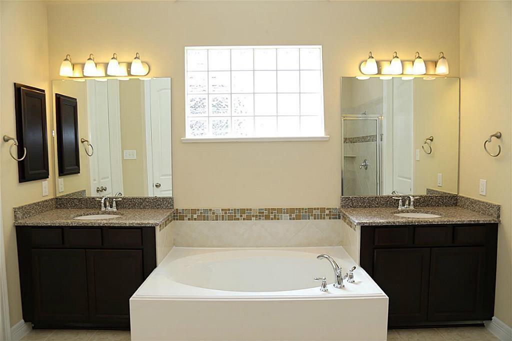 4914 Ava Meadows Lane, Sugar Land, Texas image 15
