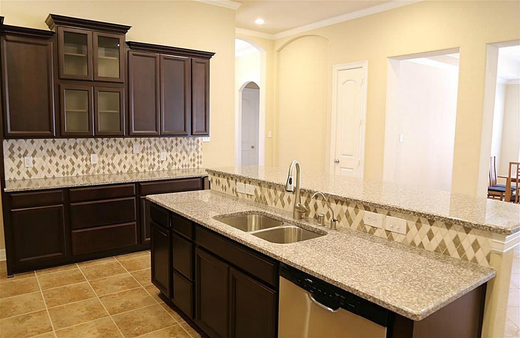 4914 Ava Meadows Lane, Sugar Land, Texas image 9