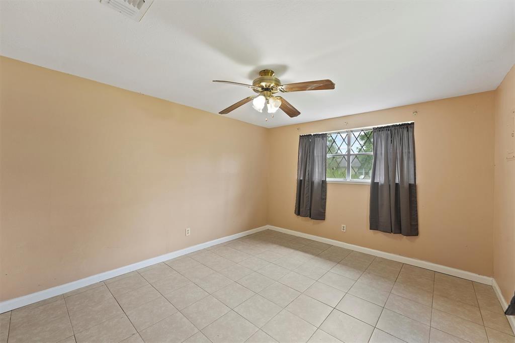 3004 Michael Street, Bacliff, Texas image 18