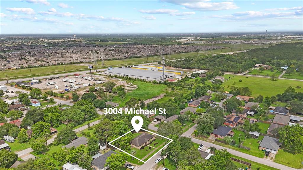3004 Michael Street, Bacliff, Texas image 2