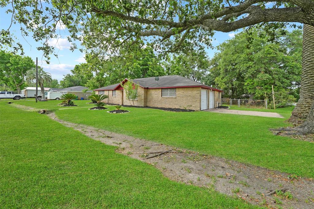 3004 Michael Street, Bacliff, Texas image 24