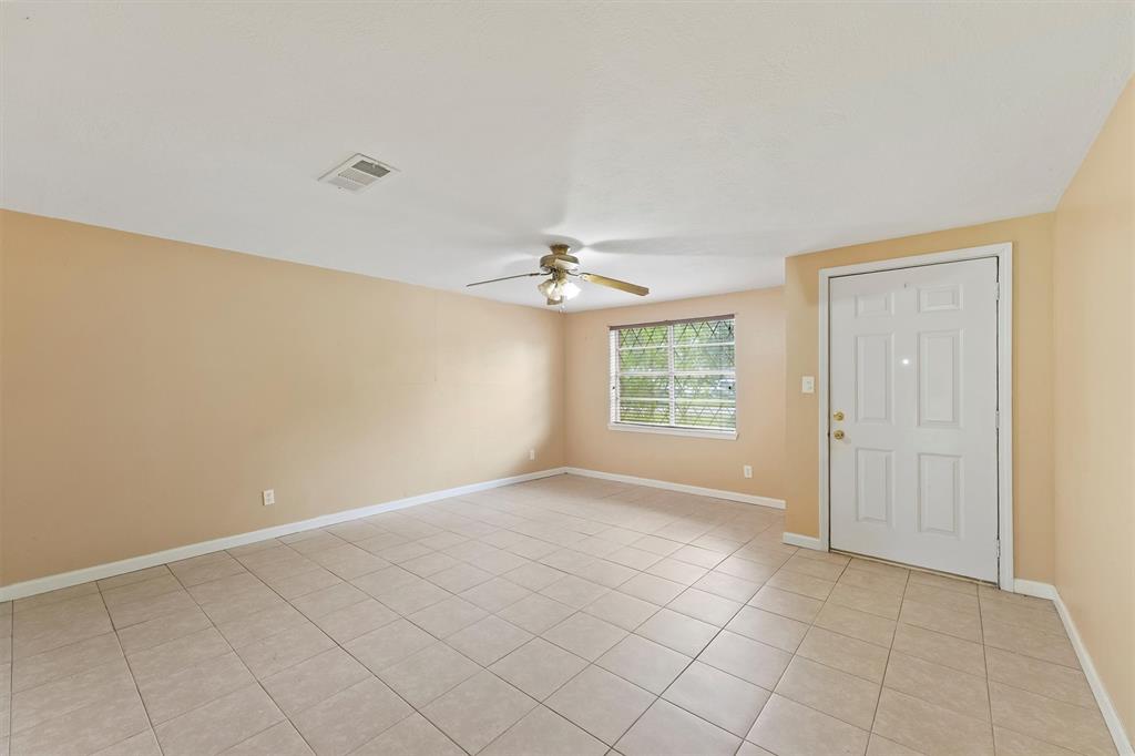 3004 Michael Street, Bacliff, Texas image 5
