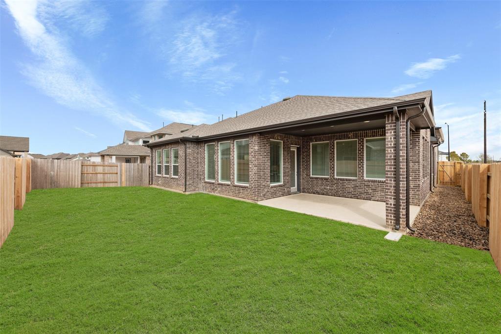 16163 Rustling Woods Road, Conroe, Texas image 14