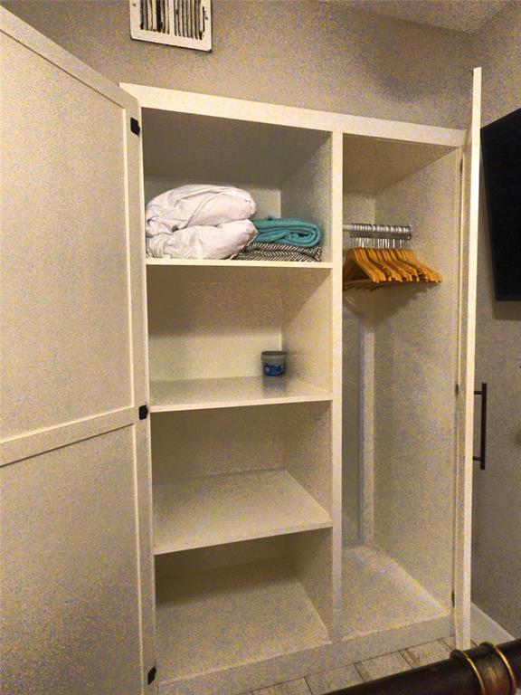 6102 Seawall Boulevard #206, Galveston, Texas image 27