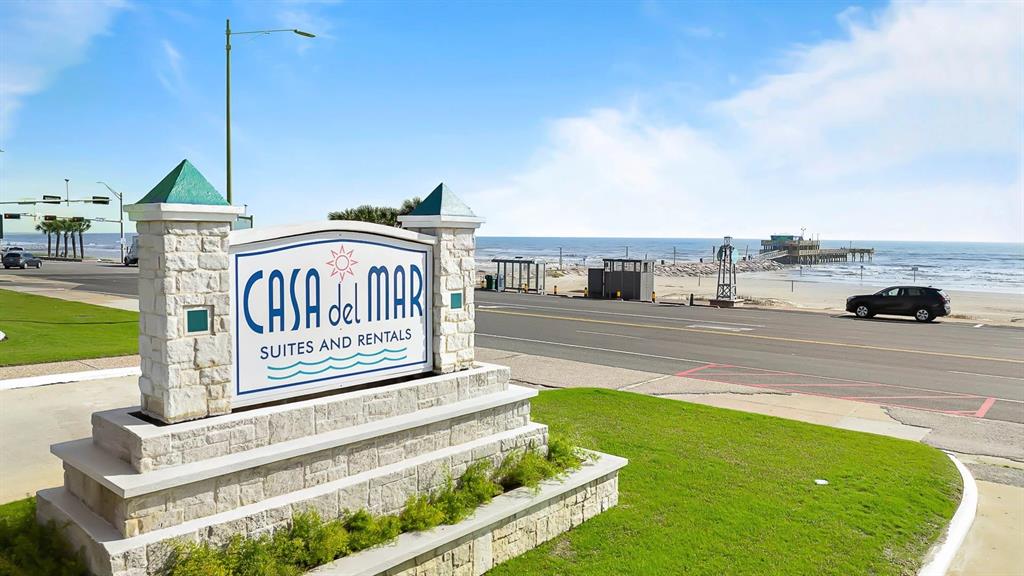 6102 Seawall Boulevard #206, Galveston, Texas image 29