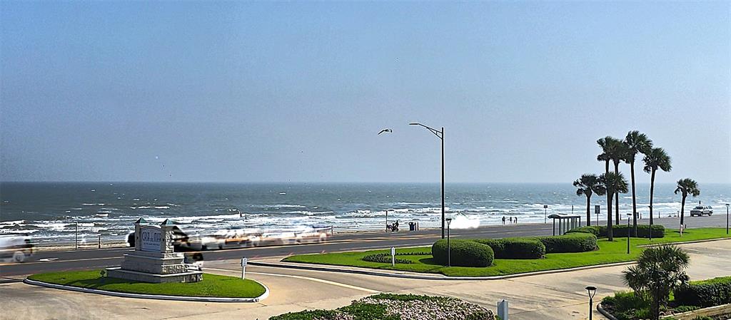 6102 Seawall Boulevard #206, Galveston, Texas image 1