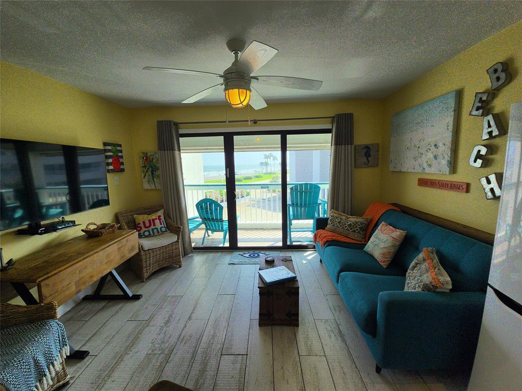 6102 Seawall Boulevard #206, Galveston, Texas image 2
