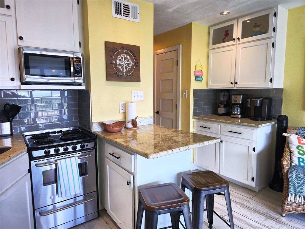 6102 Seawall Boulevard #206, Galveston, Texas image 15
