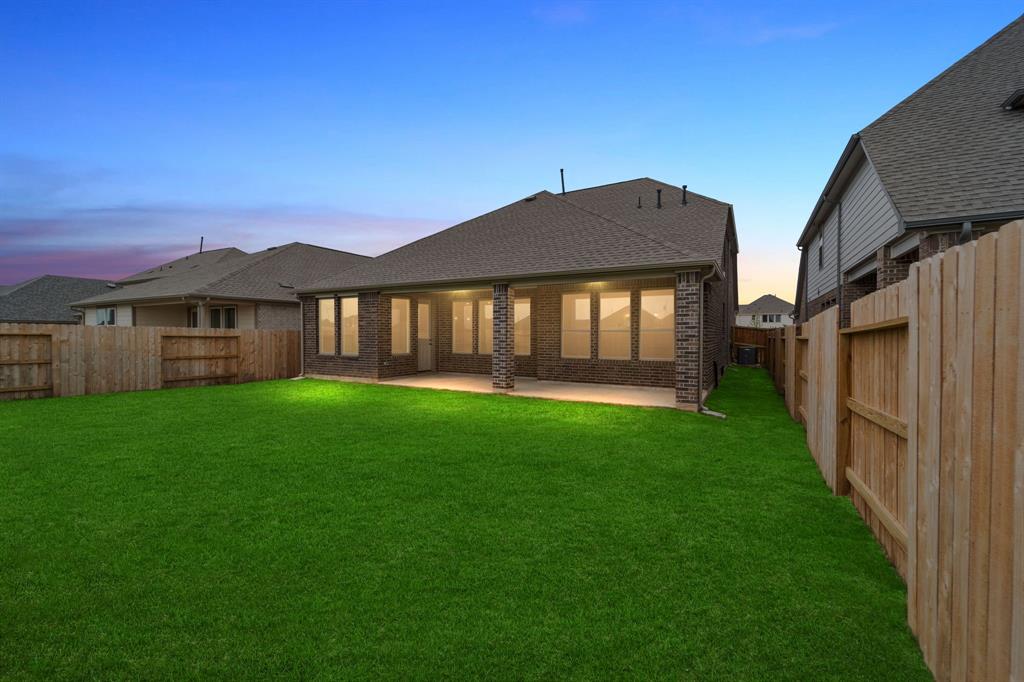 522 Stream Bend Way, Rosenberg, Texas image 24