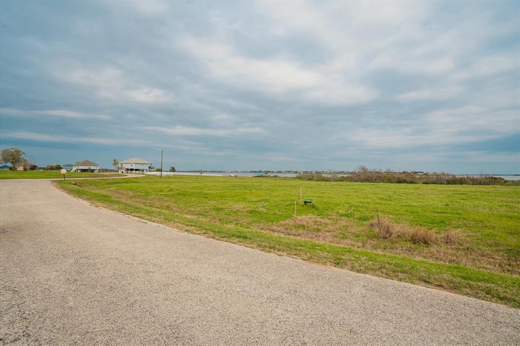 398 Windswept Drive, Port Lavaca, Texas image 9