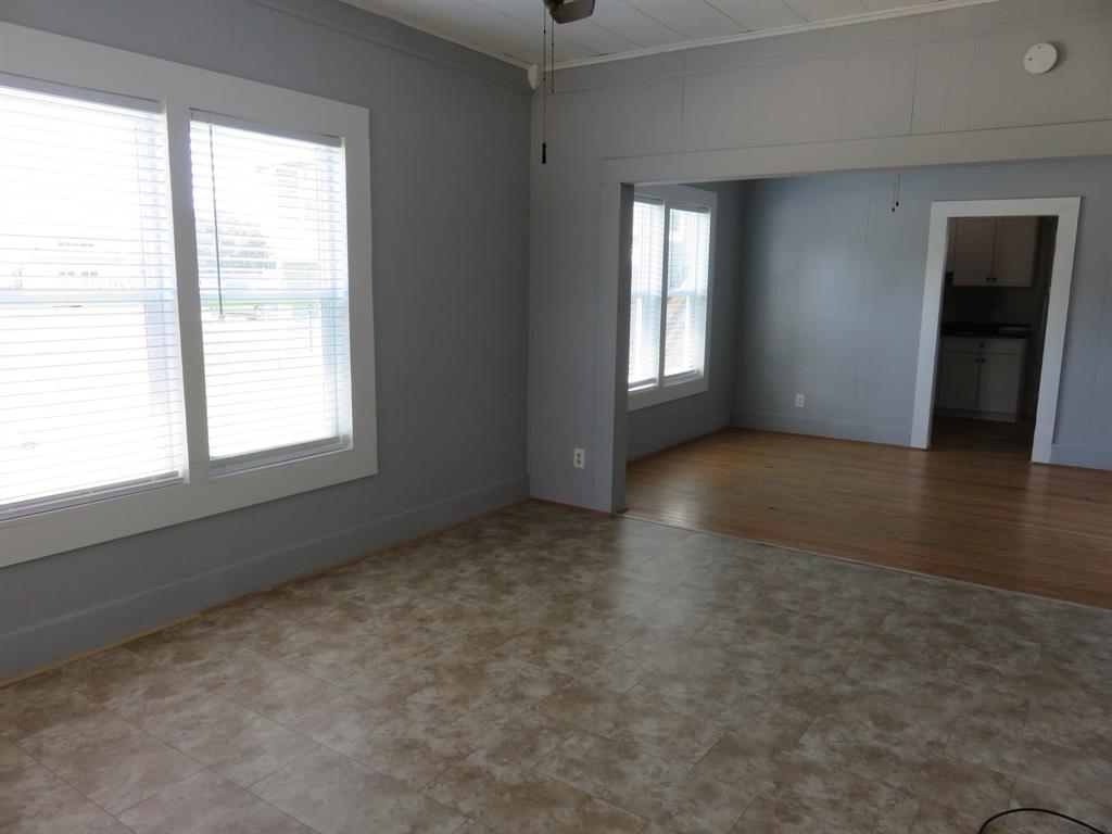 1719 Grand Avenue, Liberty, Texas image 4