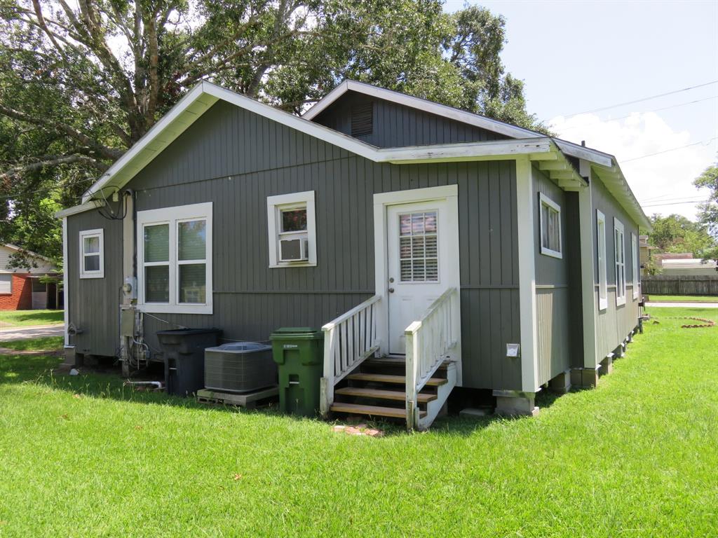 1719 Grand Avenue, Liberty, Texas image 41