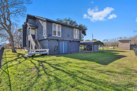 Single Family Residence in Point Blank TX 61 Hilltop Street 24.jpg