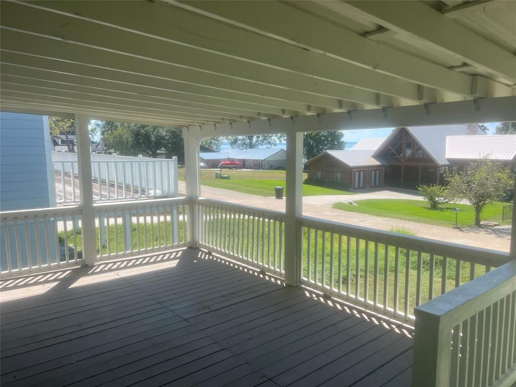 Photo of 311 Edgewater Drive, Livingston, TX 77351 (MLS # 55810572)
