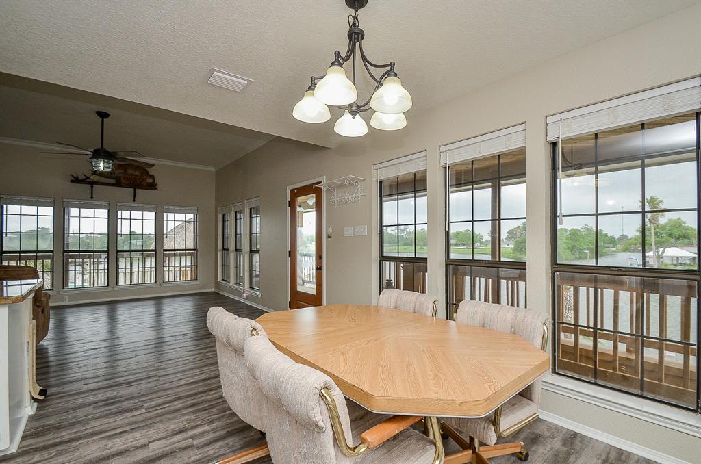 719 Palm Drive, Liverpool, Texas image 26