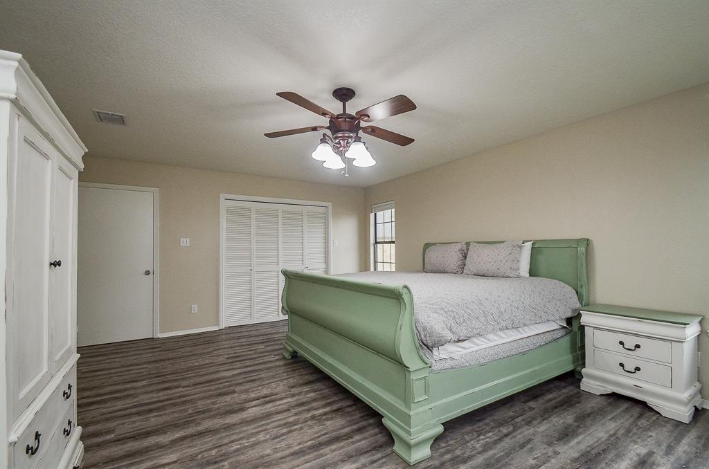 719 Palm Drive, Liverpool, Texas image 32