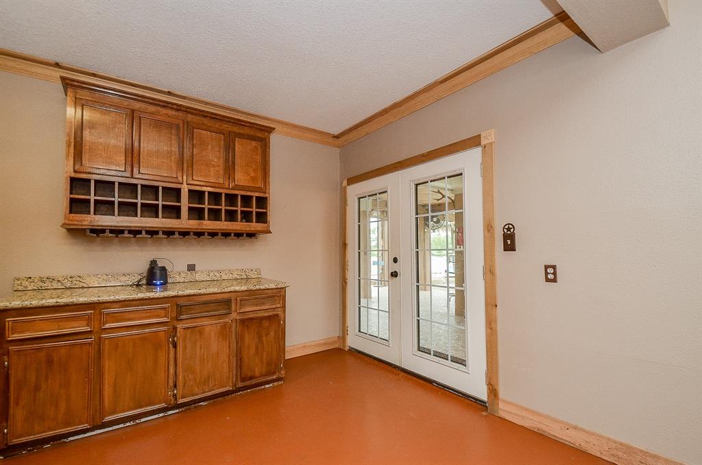 719 Palm Drive, Liverpool, Texas image 37