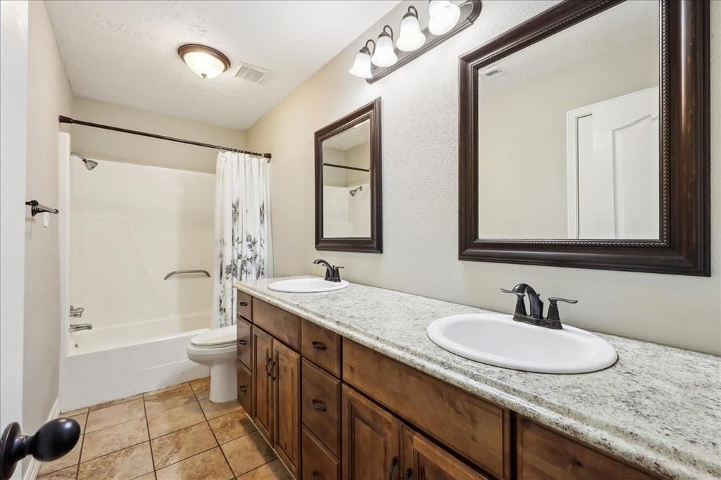 121 Timbercreek Lane, Lumberton, Texas image 19