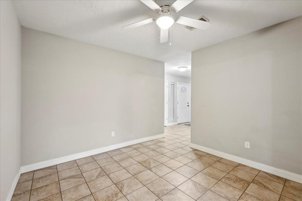 121 Timbercreek Lane, Lumberton, Texas image 14