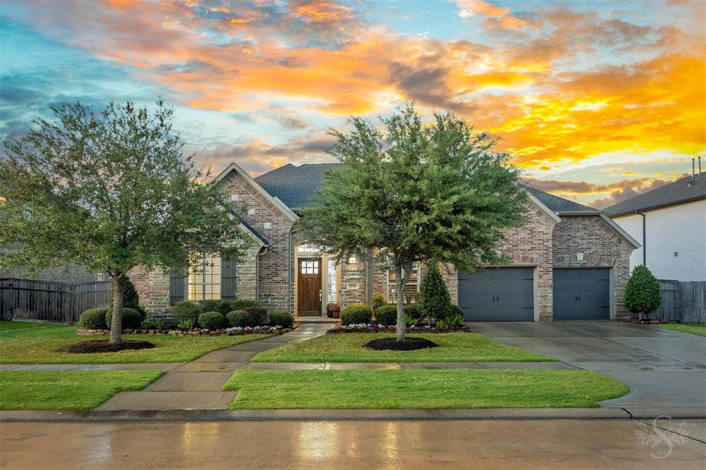 28310 Enchanted Shores Lane, Fulshear, Texas image 1