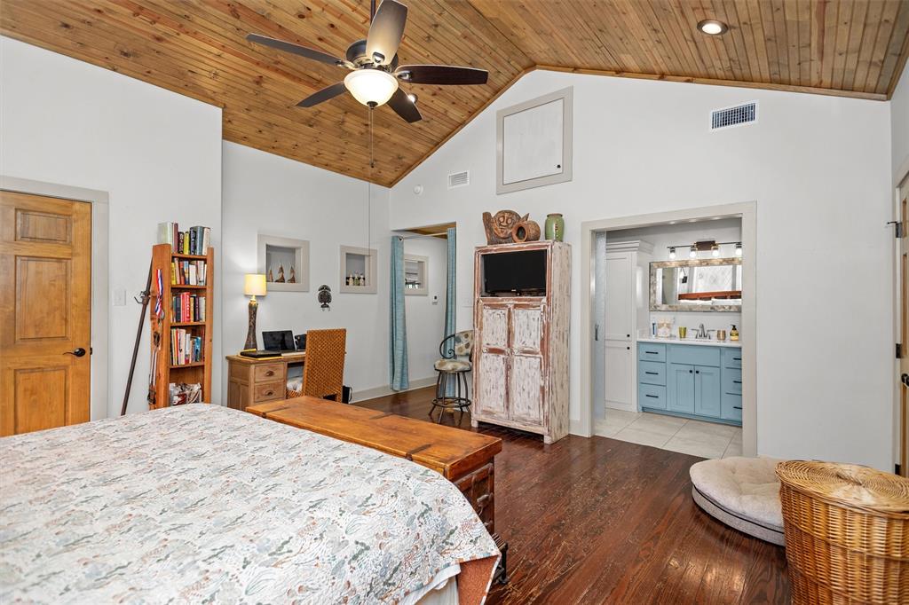 310 N Mound Street, Nacogdoches, Texas image 31