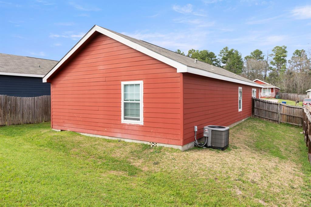 113 Varsity Drive, Huntsville, Texas image 9