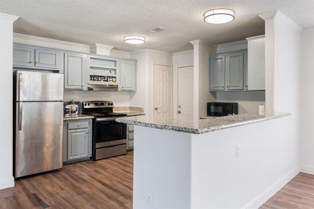 113 Varsity Drive, Huntsville, Texas image 12