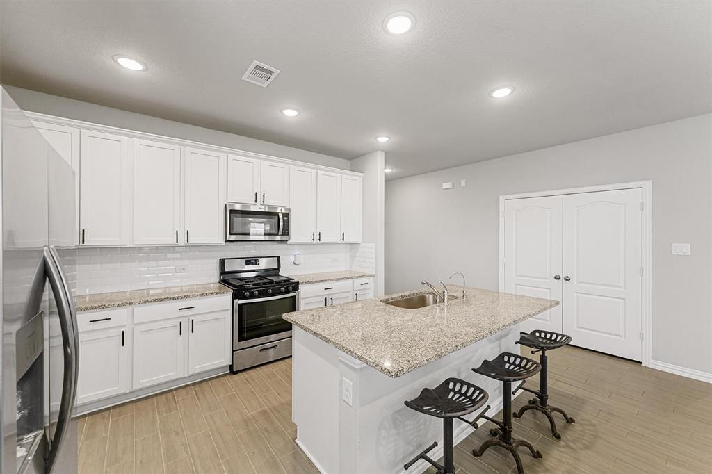 7454 French Quarter Court