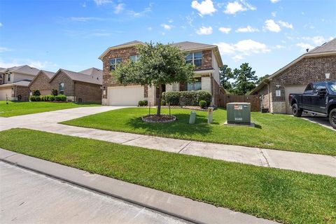 Photo of 12137 Pearl Bay Lane, Conroe, TX 77304 (MLS # 85907562) Photo of 12137 Pearl Bay Lane, Conroe, TX 77304 (MLS # 85907562)