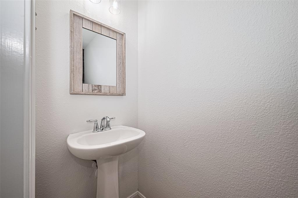 7734 Pasture Bend Lane, Cypress, Texas image 16