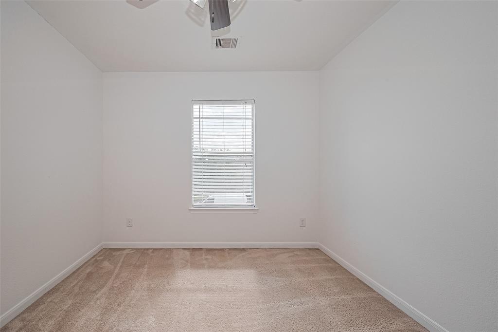 7734 Pasture Bend Lane, Cypress, Texas image 36