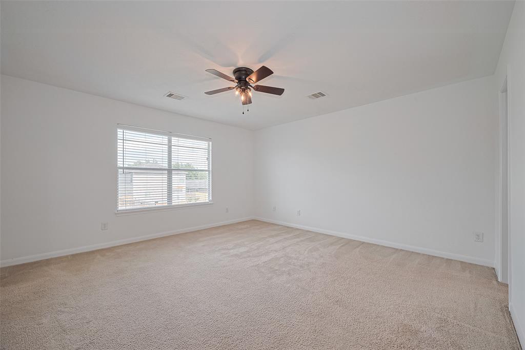 7734 Pasture Bend Lane, Cypress, Texas image 37