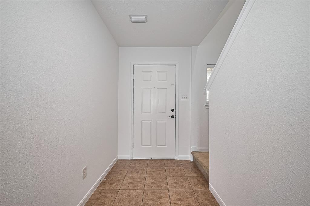 7734 Pasture Bend Lane, Cypress, Texas image 4