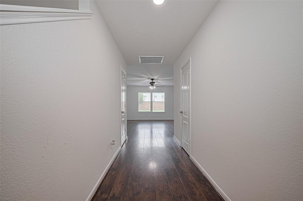 7734 Pasture Bend Lane, Cypress, Texas image 5