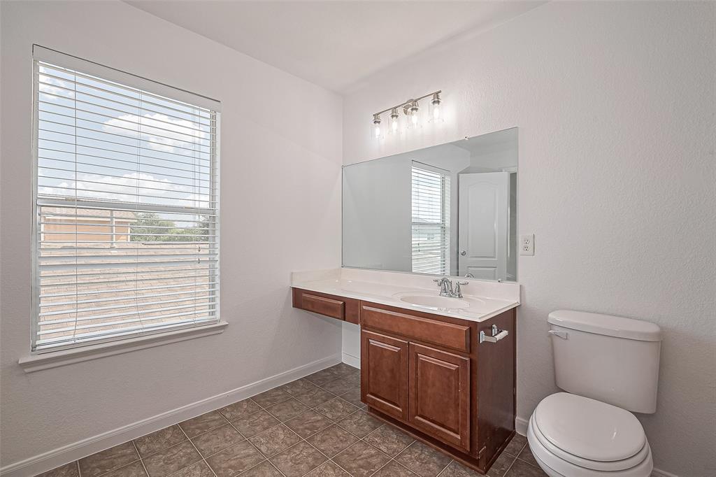 7734 Pasture Bend Lane, Cypress, Texas image 46