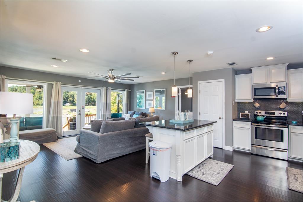 150 Edgewater Way, Point Blank, Texas image 5