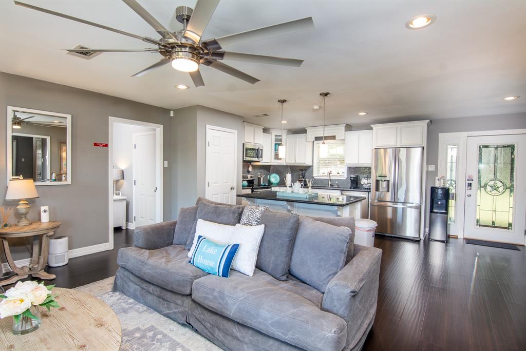 150 Edgewater Way, Point Blank, Texas image 8