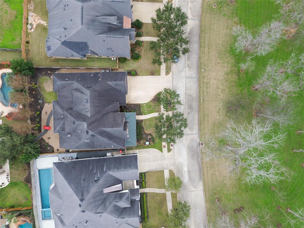 6210 S Tamarino Park Lane, Sugar Land, Texas image 4