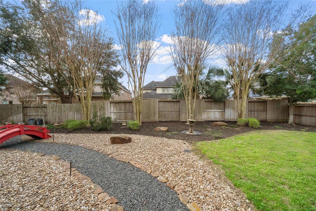 6210 S Tamarino Park Lane, Sugar Land, Texas image 18