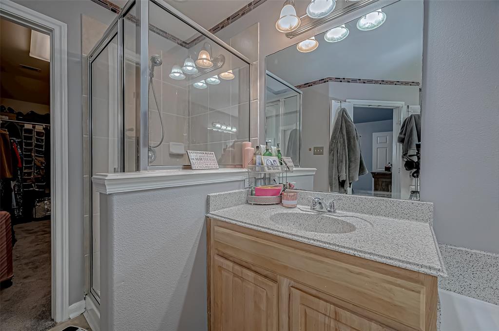 2827 Silver Charm, Houston, Texas image 36
