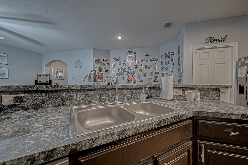 2827 Silver Charm, Houston, Texas image 21