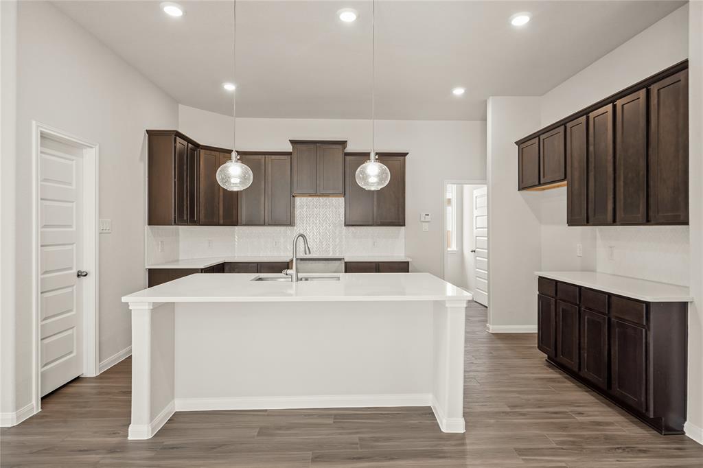 3001 Plains Circle, Brookshire, Texas image 5